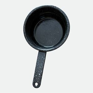 Granite Ware 1-quart Black Speckled Enamel Saucepan